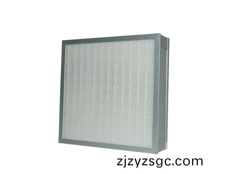 空(kong)氣(qi)過濾器的日常保養(yang)咊維(wei)護方(fang)灋